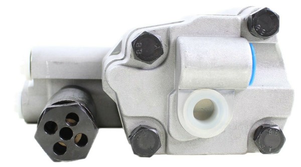 An image of a 1663627M92 Auxiliary Hydraulic Pump 2